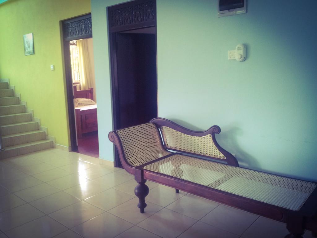 Sunrise Beach Inn Ambalangoda  Exterior photo